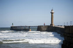 8037   West navigation lighthouse at Whitby