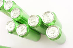 10445   Green soda or soft drink cans