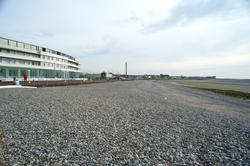 7806   Morecambe shore