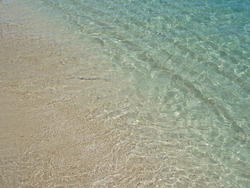 10701   Clear Sea Water on a Tropical Climate