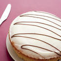 stock image 11401   Plain iced cake with zigzag pattern