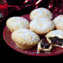 8664   Plate of freshly baked Christmas mince pies