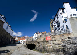 7987   Robin Hoods Bay in Yorkshire