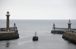 8000   Fishing boat and piers