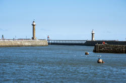 8081   Whitby harbour stone piers