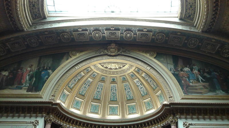 <p>Ceiling of a hall in French Senate &quot;Palais du Luxembourg&quot;</p>
