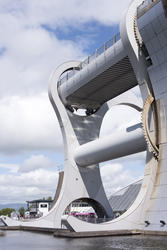 12802   Falkirk Wheel Rotating Boat Lift in Scotland