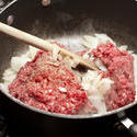 12993   Browning beef mince with diced onions