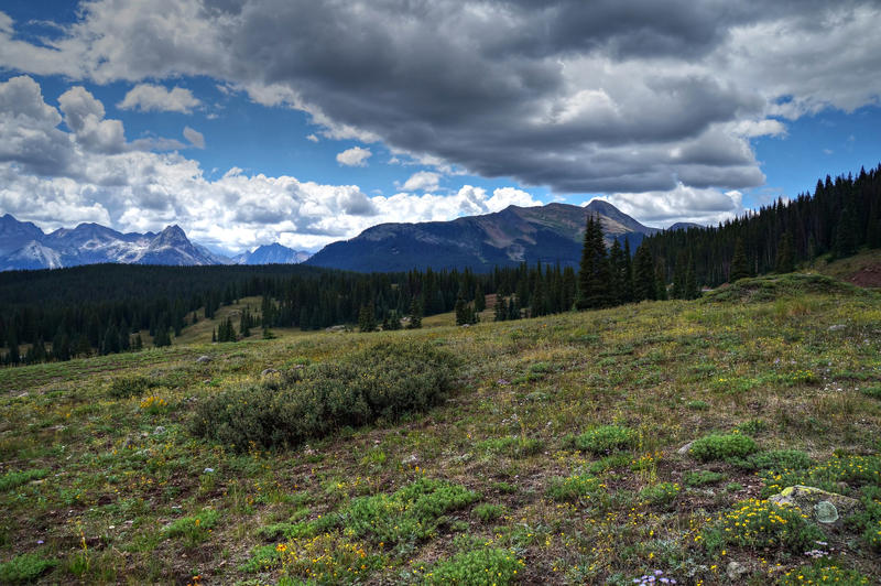 <p>This is one of many scenes along Colorado's Million Dollar Highway as it traverses the San Juan Mountains between Durango and Silverton.</p>
<p><a href="http://pinterest.com/michaelkirsh/">http://pinterest.com/michaelkirsh/</a></p>
