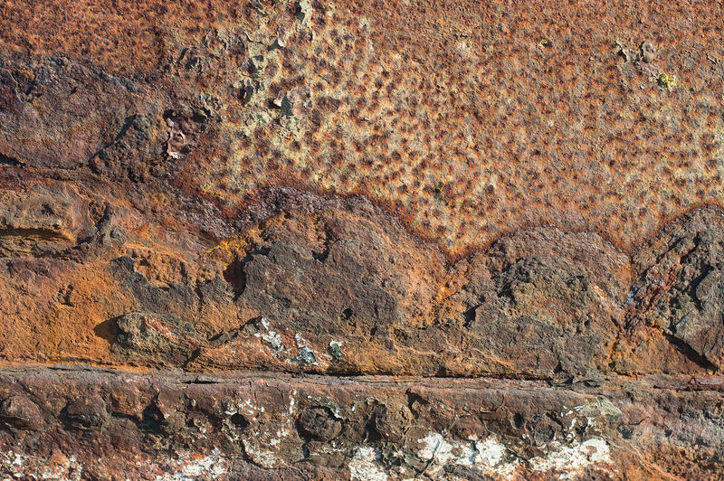 16475   Rust on an old shipwreck