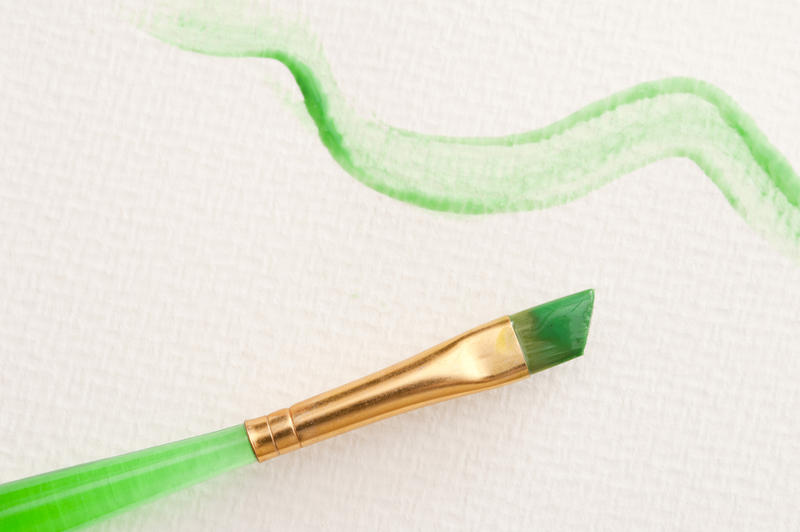 12172   Squiggly green line with paint brush