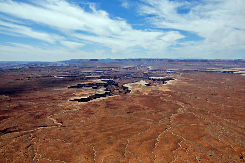 <p>The Green River and gorges as seen from the Island in the Sky at Canyonlands National Park.</p>

<p><a href="http://pinterest.com/michaelkirsh/">http://pinterest.com/michaelkirsh/</a></p>
