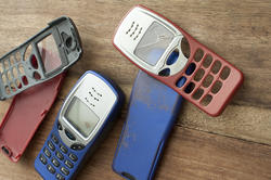 13805   Casings old style mobile phones