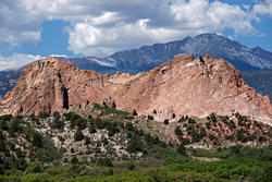 12212   Pikes Peak behind Kindergarten Rock at Garden of the Gods