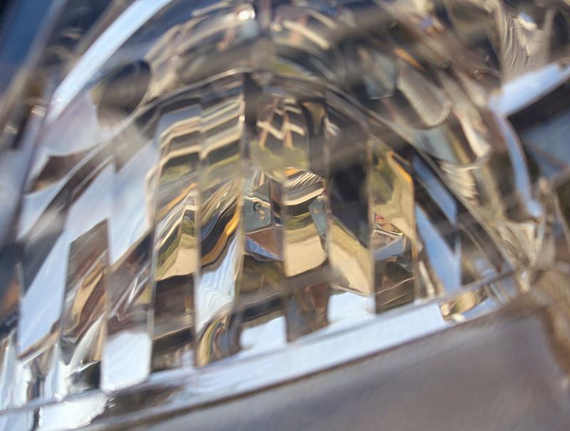 <p>Cool design of a headlight</p>