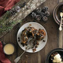 17193   Flat lay Christmas pudding with brandy sauce