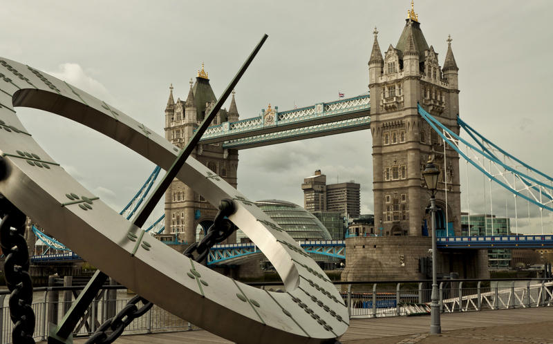 <p>Tower Bridge, River Thames, London, UK.</p>
