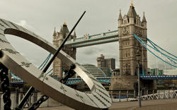 13220   tower bridge