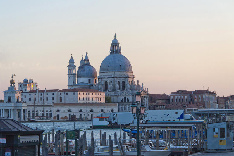 <p>The romantic city of Venice at sunset.</p>
