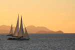 sunset sailing and travel