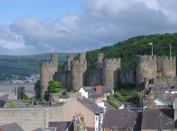 280-conwy_rooftops_3227.JPG