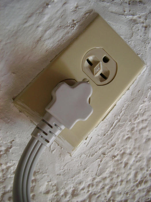 a mexican power outlet plug and socket