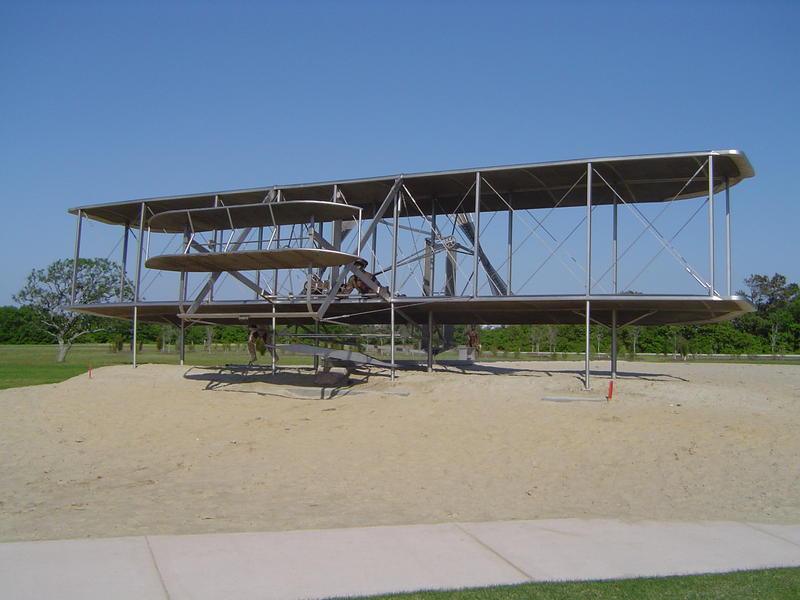 replica of the wright brothers plane, kitty hawk, north carolina
