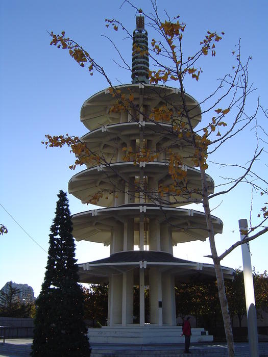 moden architecture of san francisco, a pagoda