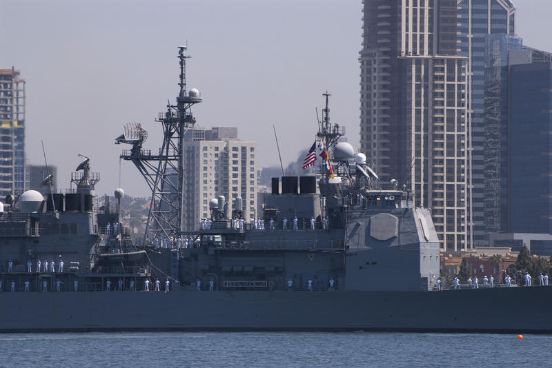 Us Navy Guided Missile Destroyer DDG Mitscher