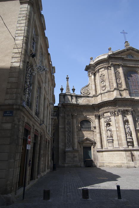fine architecture of central bordeaux was listed as a world heritage site in 2007