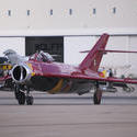 2464-MiG 17 red bull