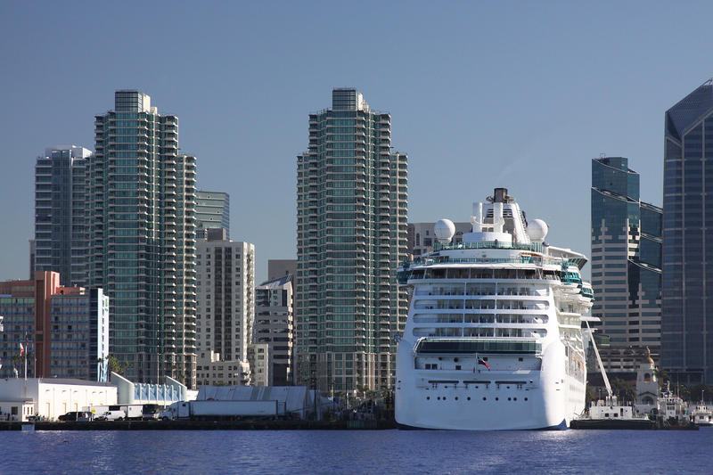 <p>Cruise ship docked in San Diego Harbor. Downtown San Diego, California</p>