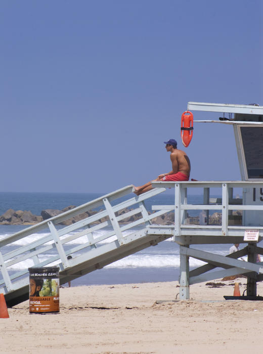 a california beach lifeguard tower
