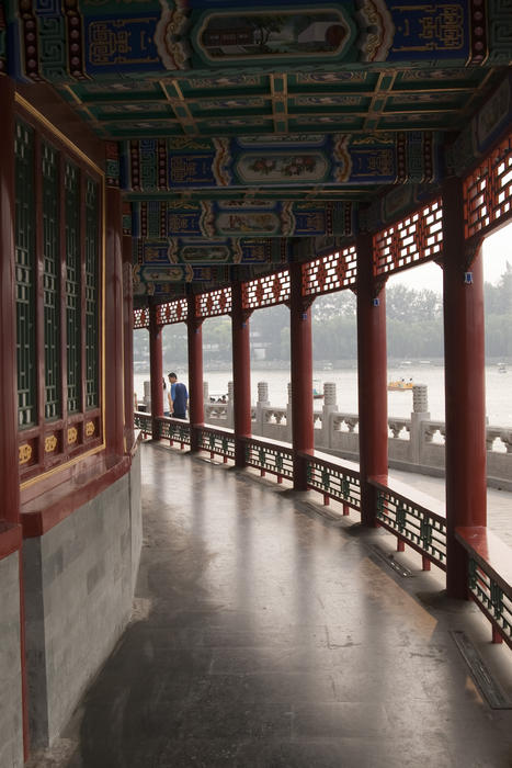 oriental temple cloister, a covered walkway inside a chinese temple