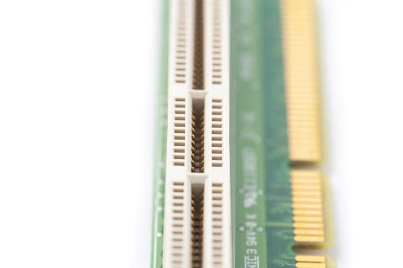 macro image of a PCI edge connector on a riser card