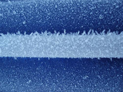 3429-frost crystals