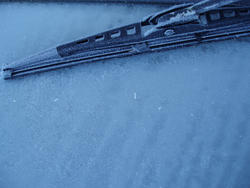 3480-frozen windscreen