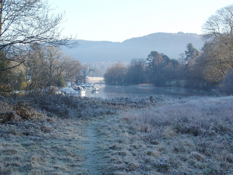 a footpath down to the side of lake windermere, newby bridge