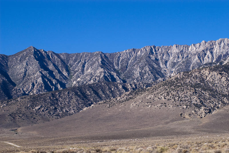 mountains in the sierra navada range