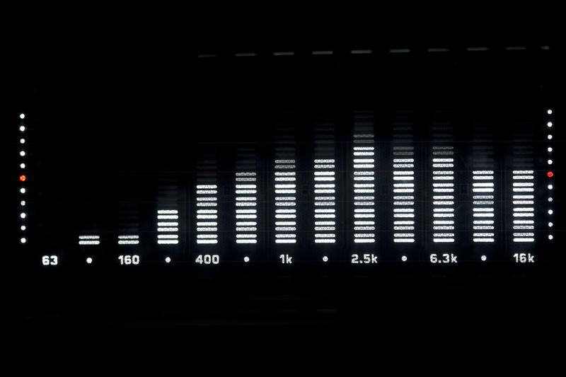 close up on a spectrum analyser display on a hifi music system