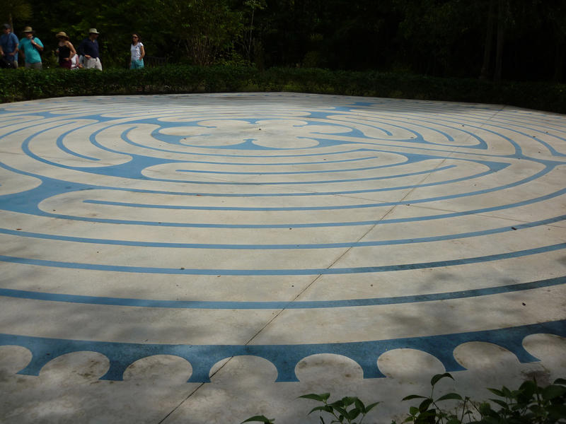 labyrinth on grand bahama island
