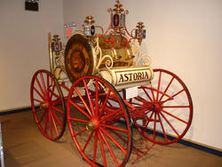6674   Old Astoria fire cart
