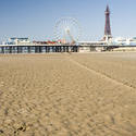 7653   Blackpool Tower and Central Pier