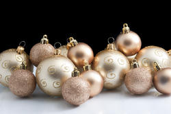 6816   Collection of gold Christmas baubles