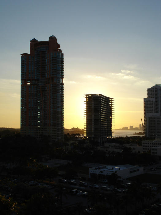 silhouette image of miami, florida