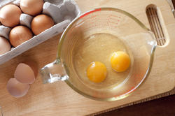 8437   Cracked eggs in a measuring jug
