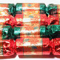 11565   Colorful festive Christmas table crackers