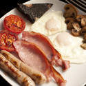 10259   Hot traditional English breakfast