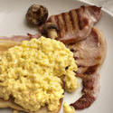 10262   Scrambled eggs for breakfast