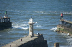 8041   Navigation lights at Whitby harbour